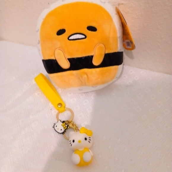 Gudetama squishmallow & hellokitty keychain - Picture 1 of 5
